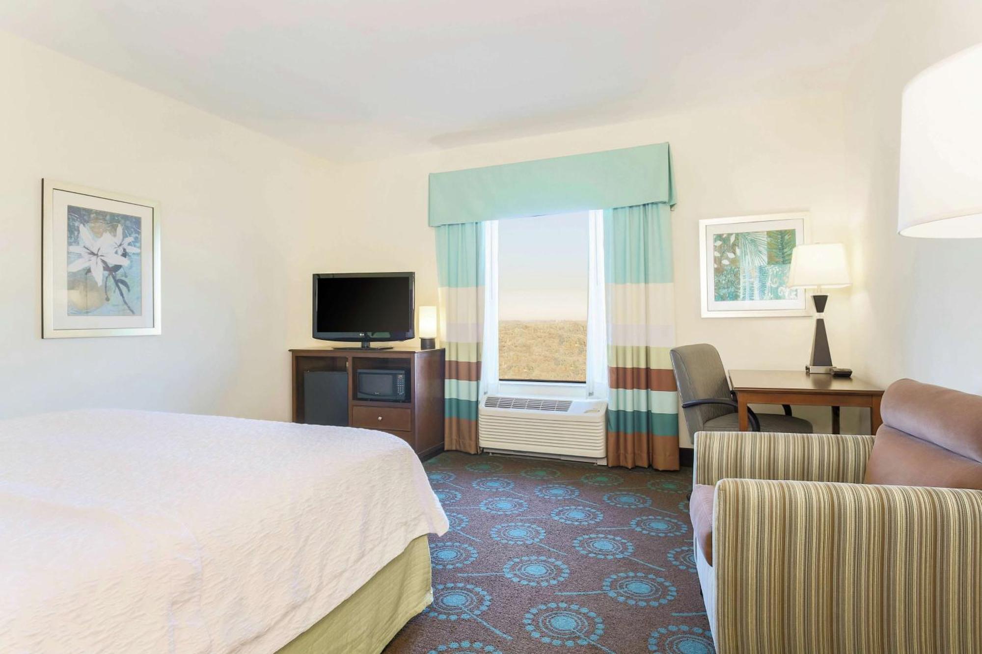 Hampton Inn & Suites Wheeling - The Highlands Triadelphia Eksteriør bilde
