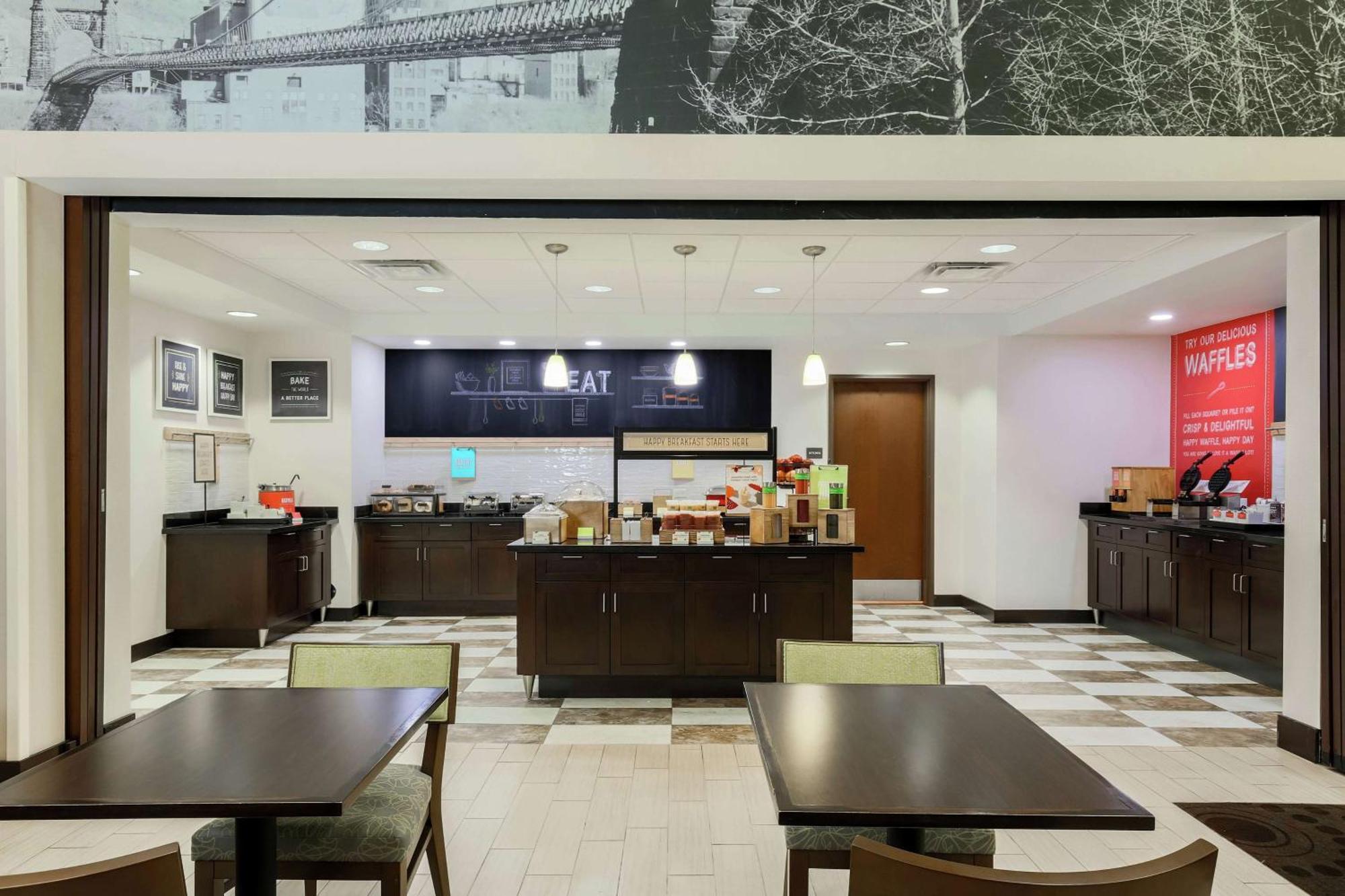 Hampton Inn & Suites Wheeling - The Highlands Triadelphia Eksteriør bilde