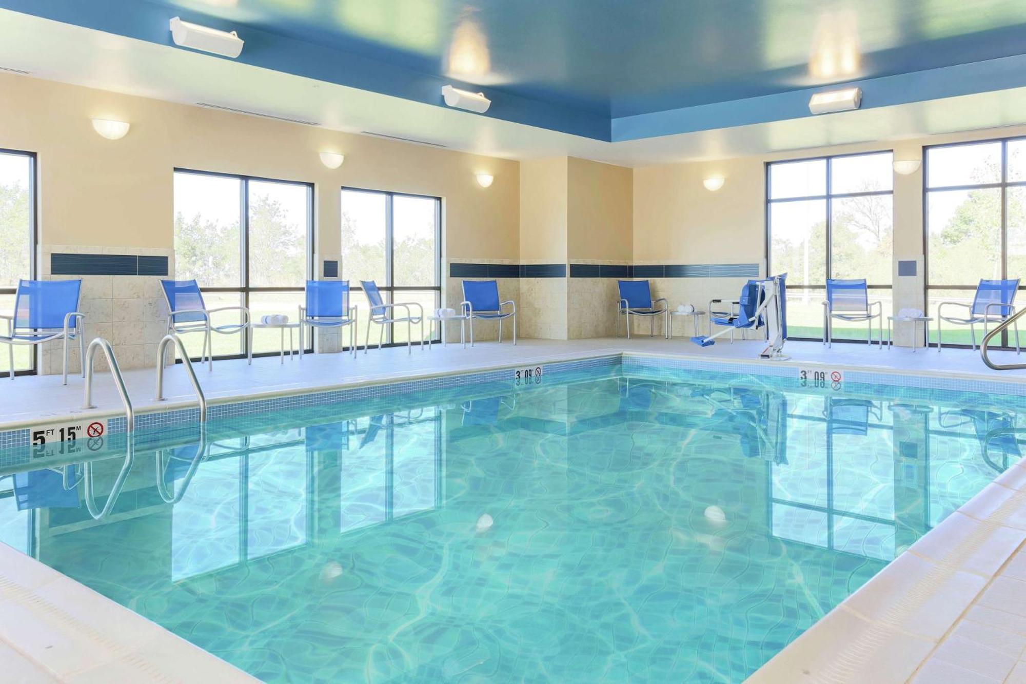 Hampton Inn & Suites Wheeling - The Highlands Triadelphia Eksteriør bilde